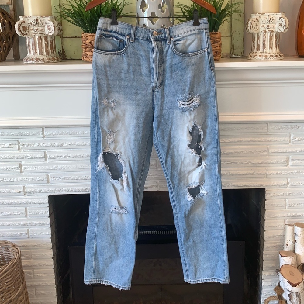 BDG High Waist Distressed Grunge Straight Leg Light Wash Jeans Size 29